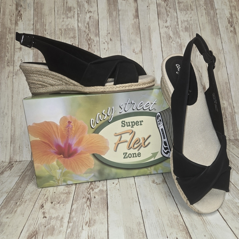 Easy Street Maureen Wedge Sandals Women’s 9W Black Superflex Zone New in Box